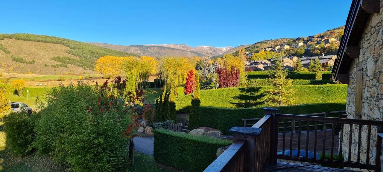 Casa con encanto, jardín, vistas y piscina Estavar Exterior foto